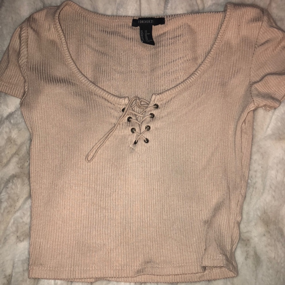 Forever21 crop tee!
